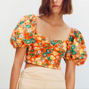 Zara |  NWT 🍊 Orange Floral Smocked Puff Sleeve Crop Top Medium